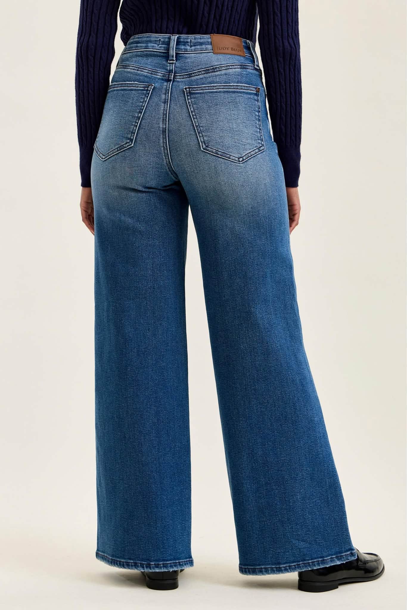 Judy Blue Almost Famous Retro Jeans