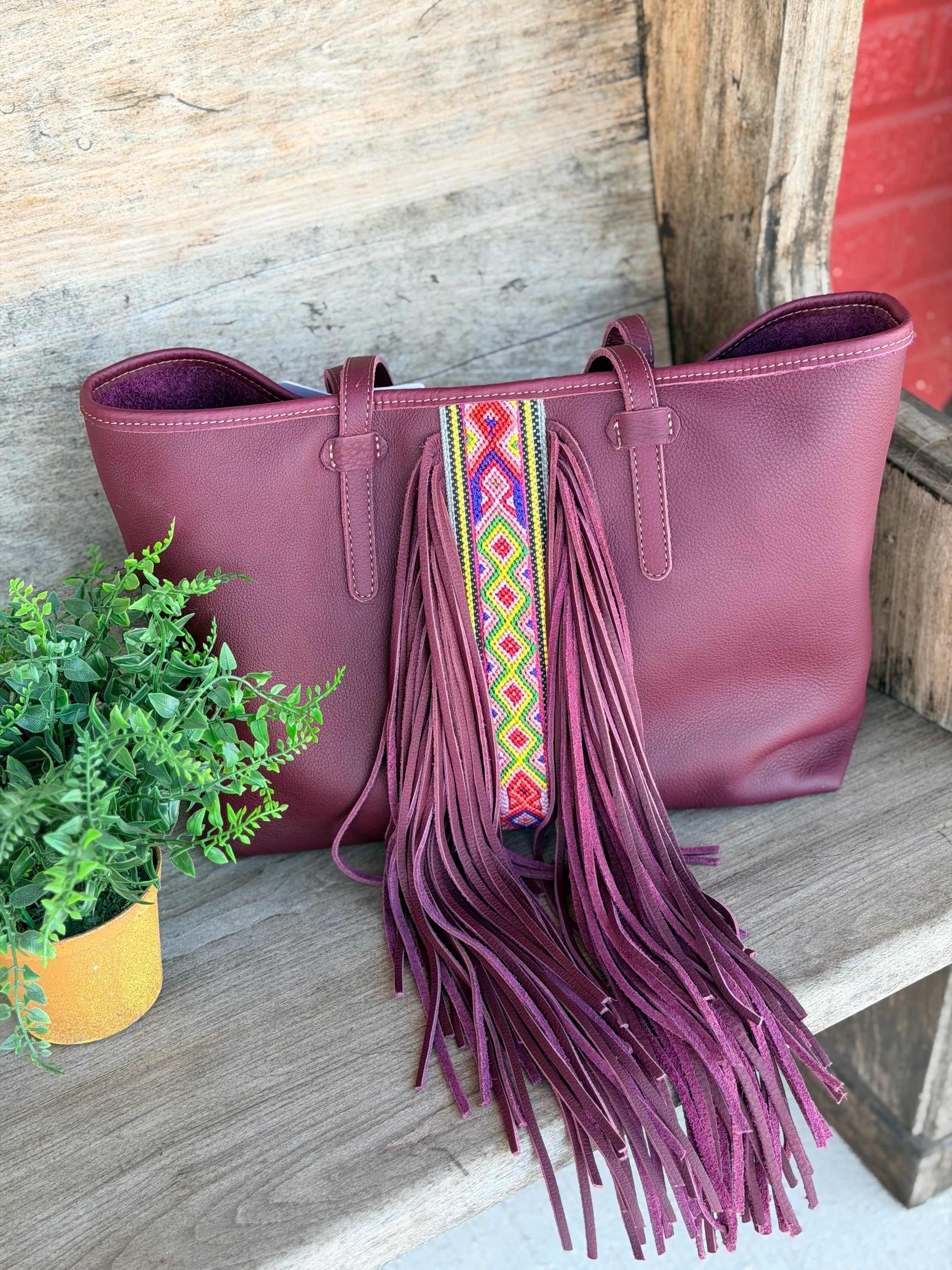 Consuela PLUM BREEZY FRINGE