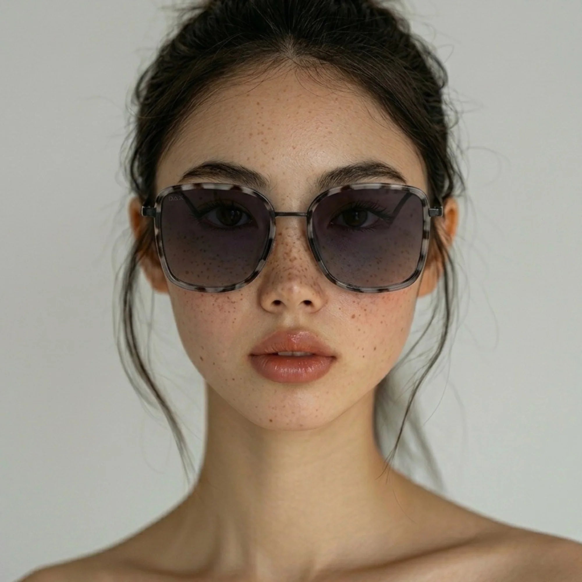 Elle Dax Sunglasses