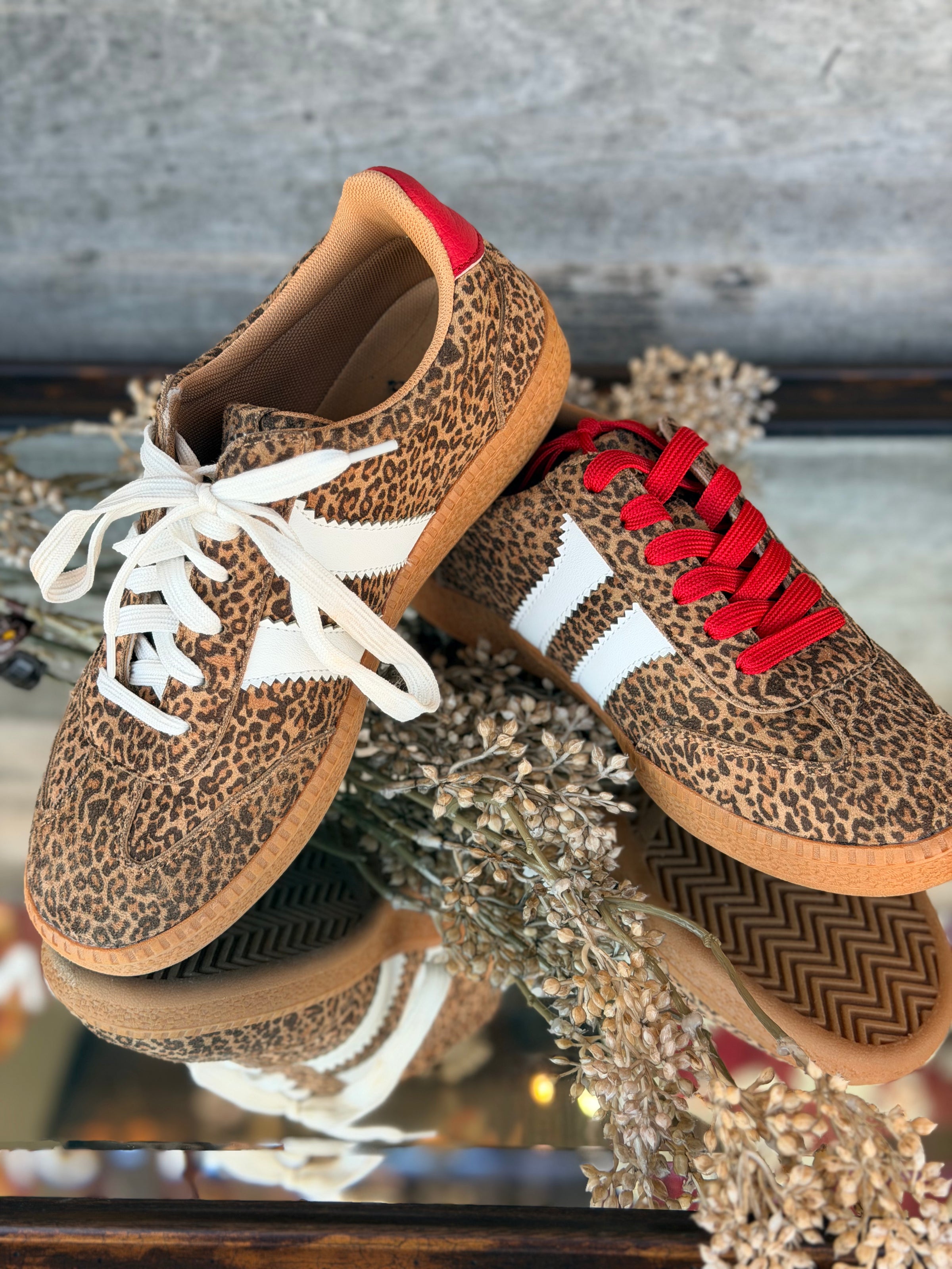 Corkys Heads Up - Mini Leopard