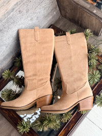 Corky's City Slicker  Camel
