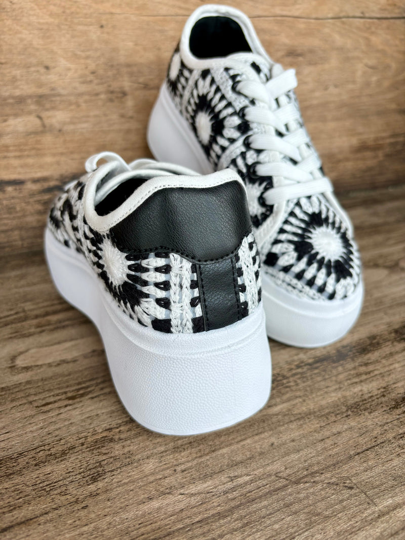 Chinese Laundry  Recreation Sneaker