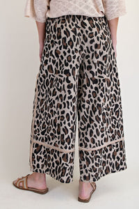 Steal the Show Leopard Pants