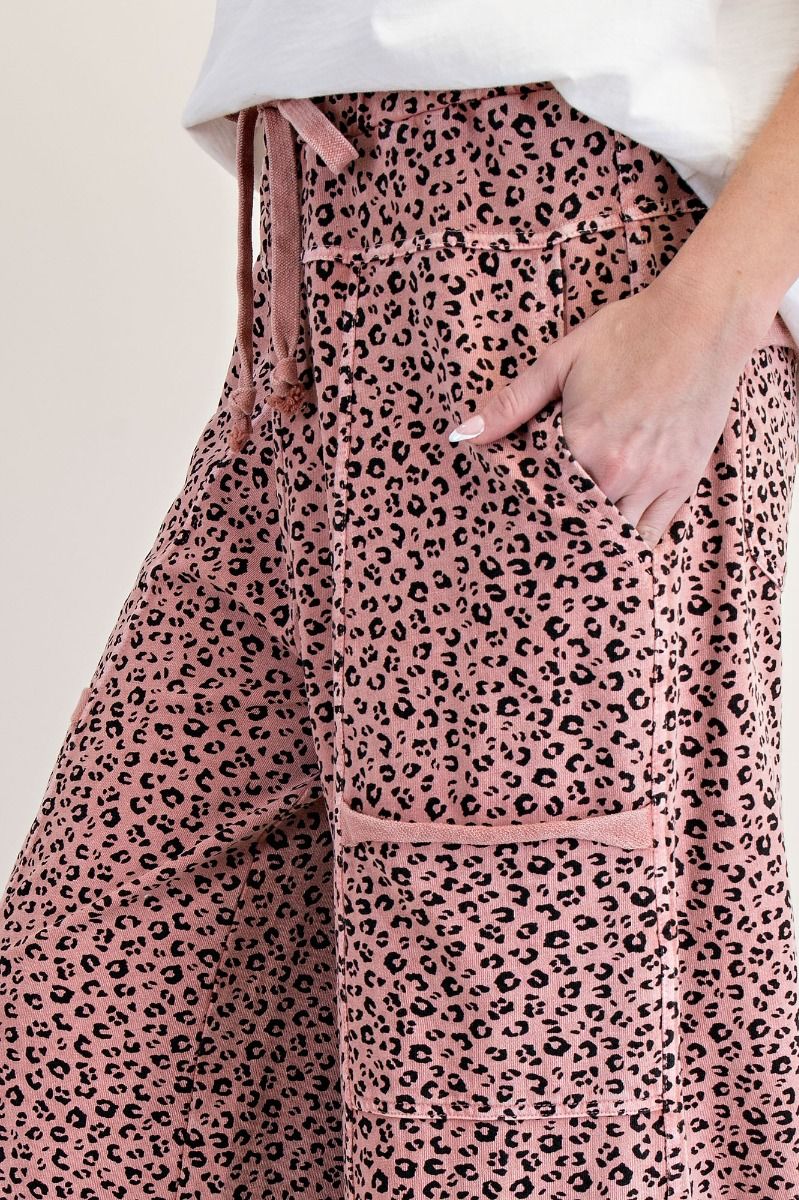 Great Instincts Leopard Pants